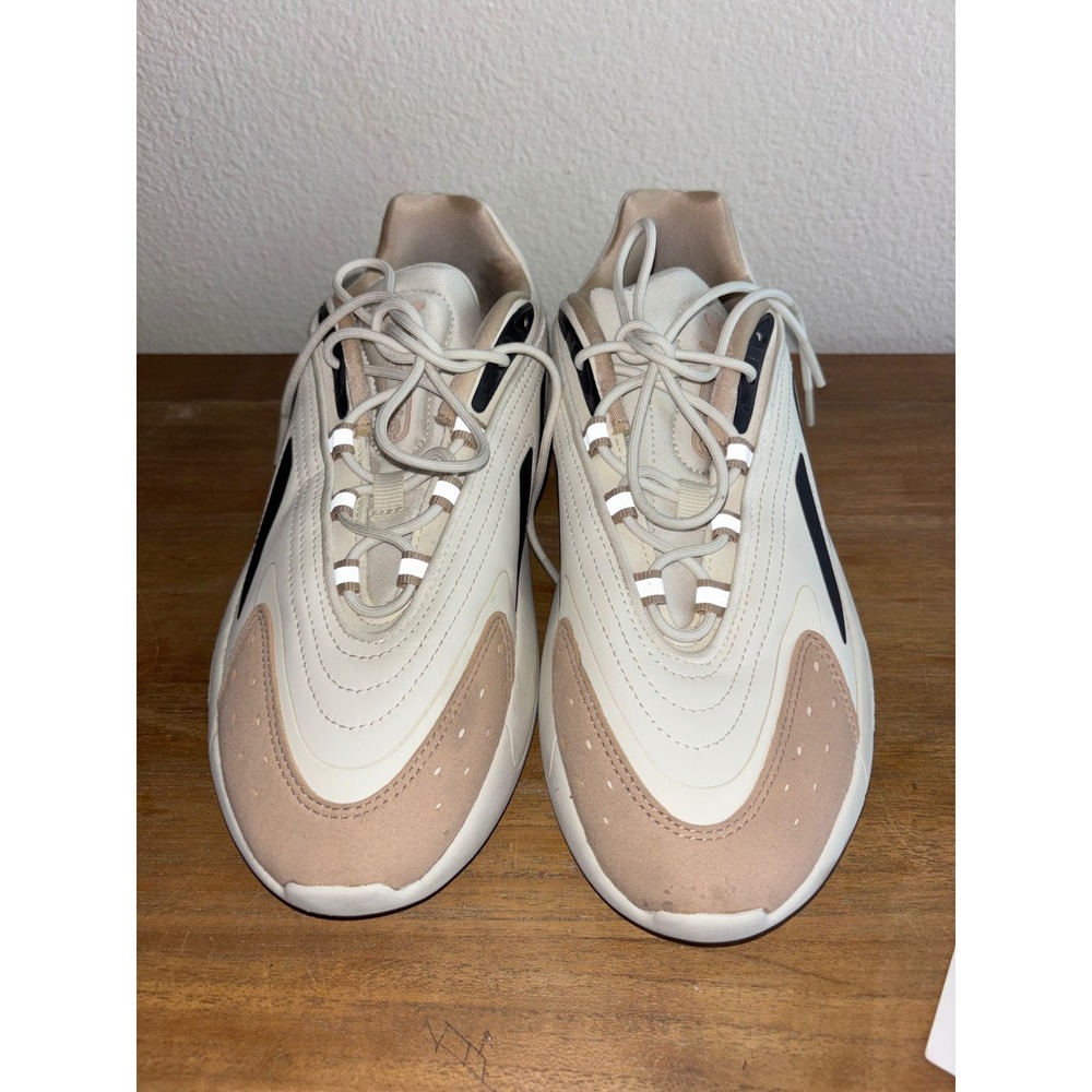 adidas Ozelia Ivory women size 7